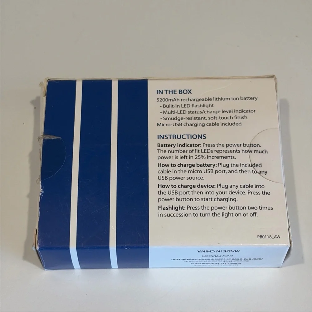 5200MAh Portable Battery with Flashlight & USB charging cable